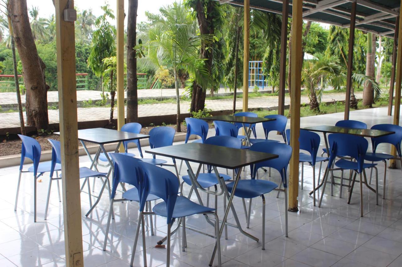 Pondok Wisata Dan Restoran Elim Waingapu Kültér fotó