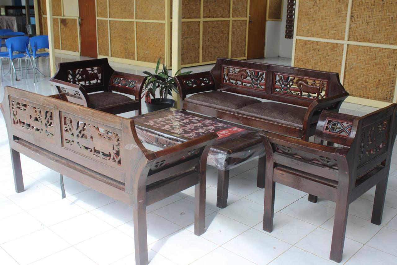 Pondok Wisata Dan Restoran Elim Waingapu Kültér fotó