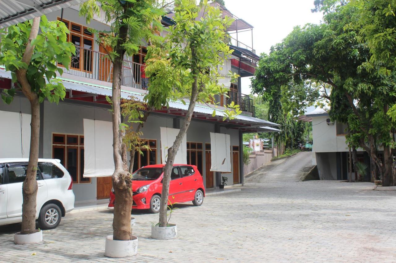Pondok Wisata Dan Restoran Elim Waingapu Kültér fotó