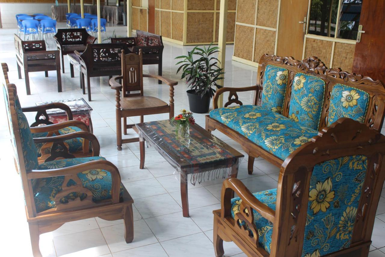 Pondok Wisata Dan Restoran Elim Waingapu Kültér fotó