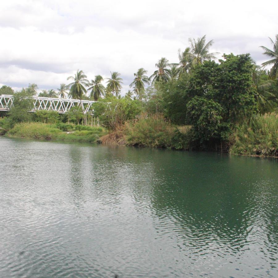 Pondok Wisata Dan Restoran Elim Waingapu Kültér fotó